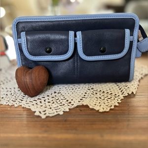 Good Pre Loved Condition.Coach Willis color block Arhive wallet